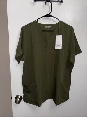 Mandala Women's V-Neck Scrub Olive Green